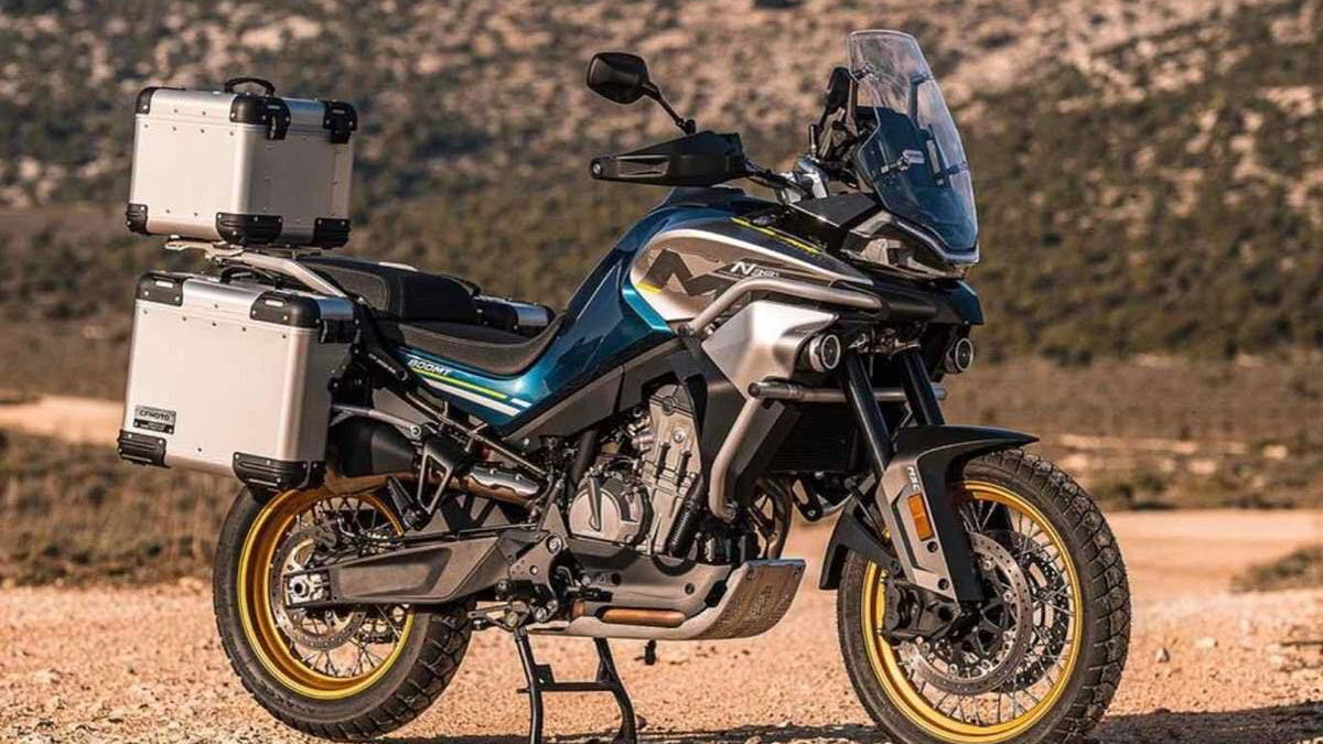 CFMoto 800MT
